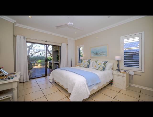 2 BEDROOM TOWNHOUSE FOR SALE IN BALLITO CENTRAL